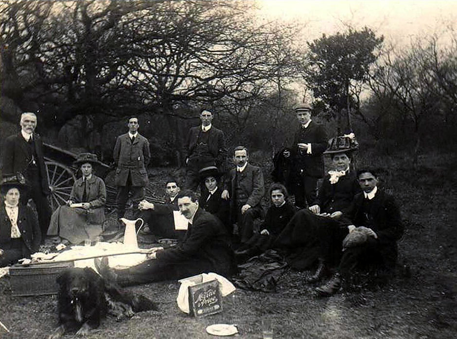 The picnic on Tidenham Chase about 1910