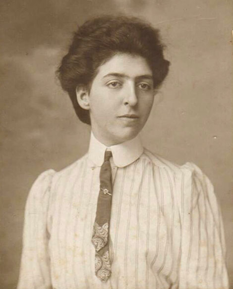 Edith as a young woman