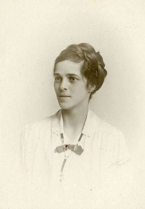 Amy Child in 1918, two years before the trip.