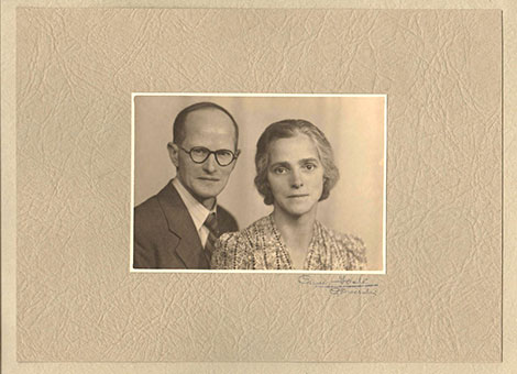 Alfred and Amy in 1941