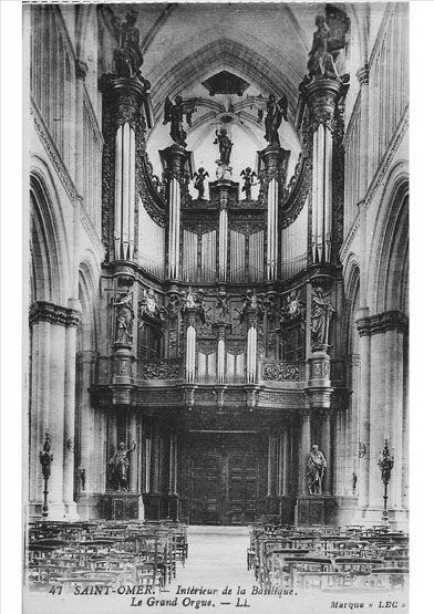 Intérieur de la Basilisque. Le Grand Orgue