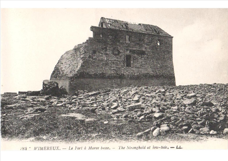 Le Fort à Maree basse. The Stronghold at low-tide